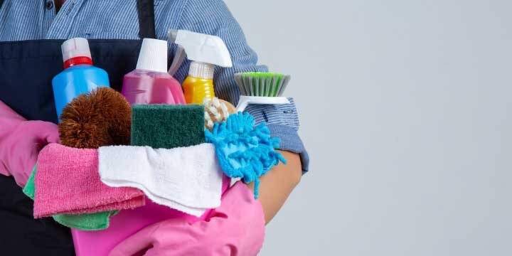 04 erros comuns que as pessoas cometem na hora da limpeza de casa